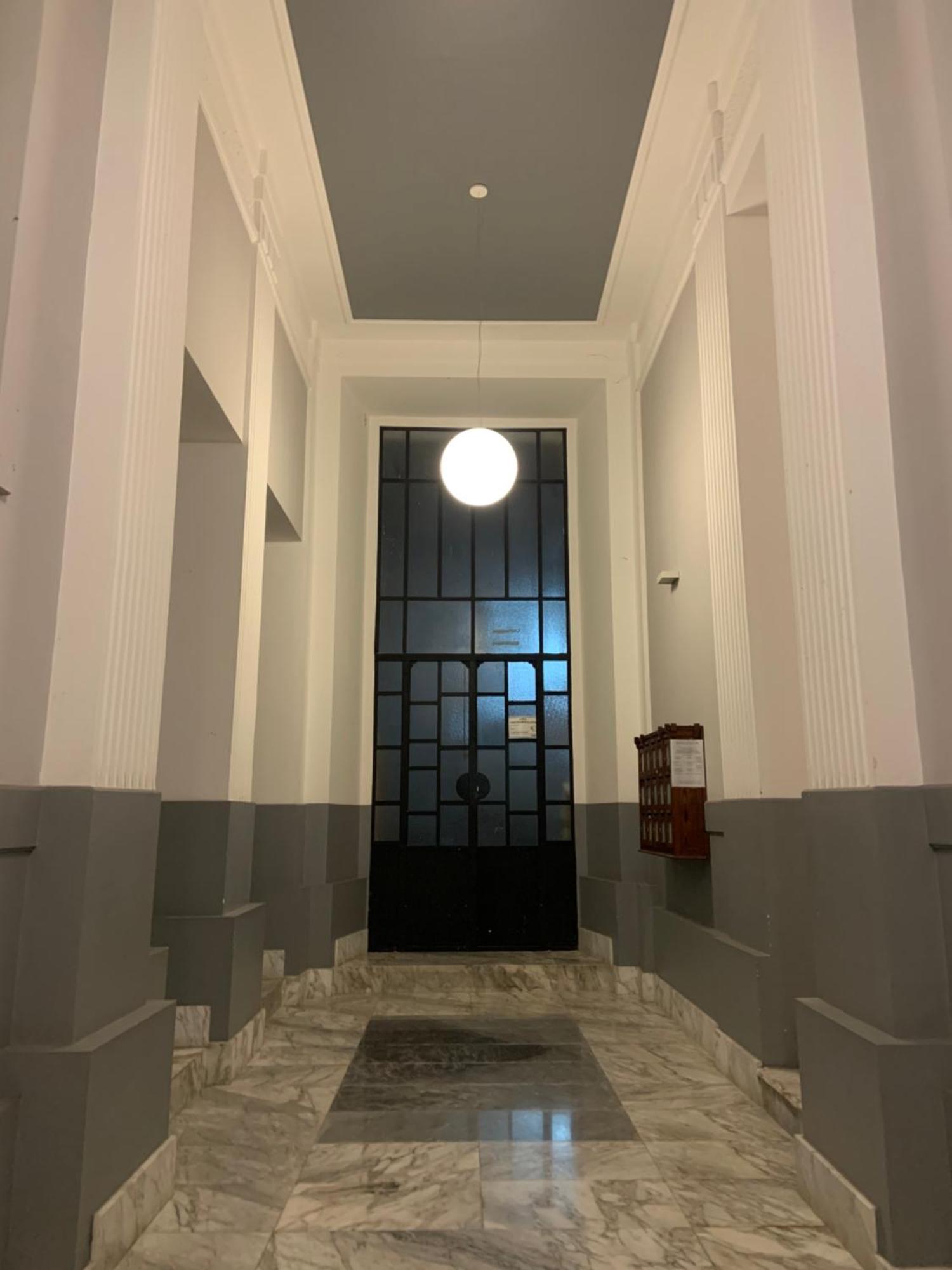 Bari Downtown Luxury Apartment Luaran gambar