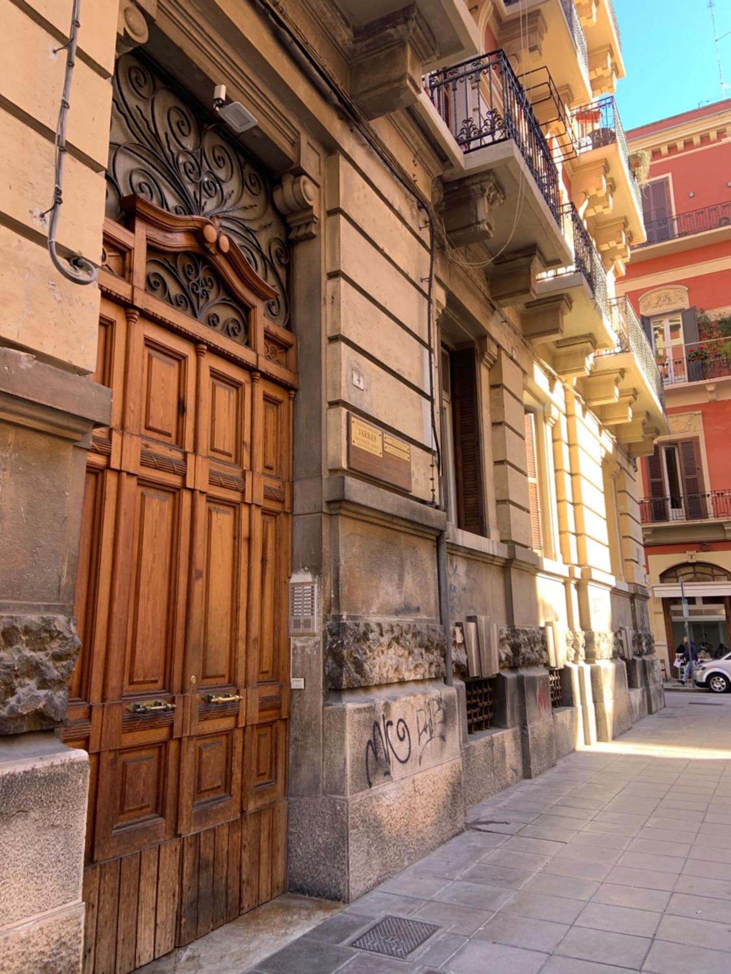 Bari Downtown Luxury Apartment Luaran gambar