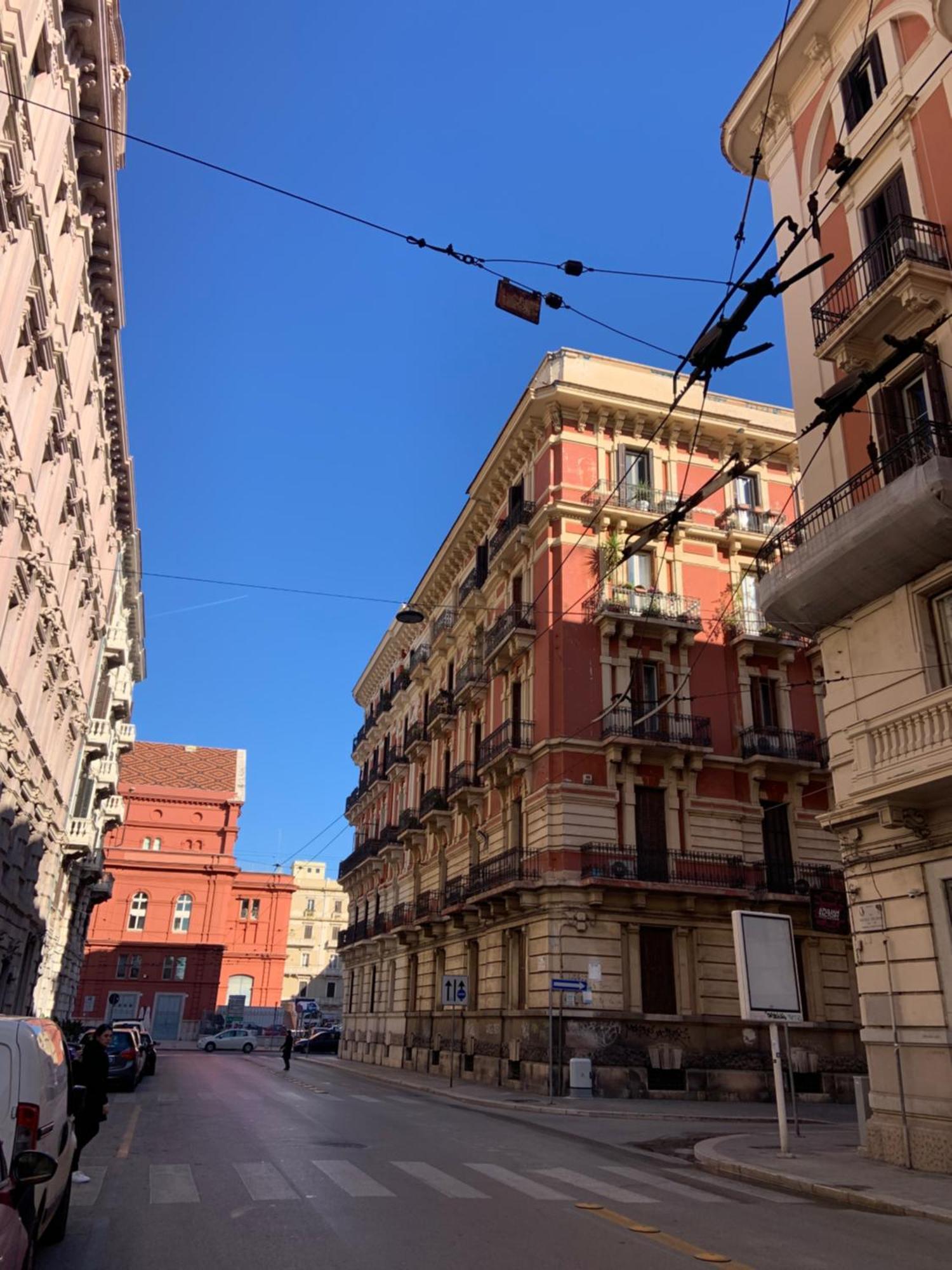 Bari Downtown Luxury Apartment Luaran gambar