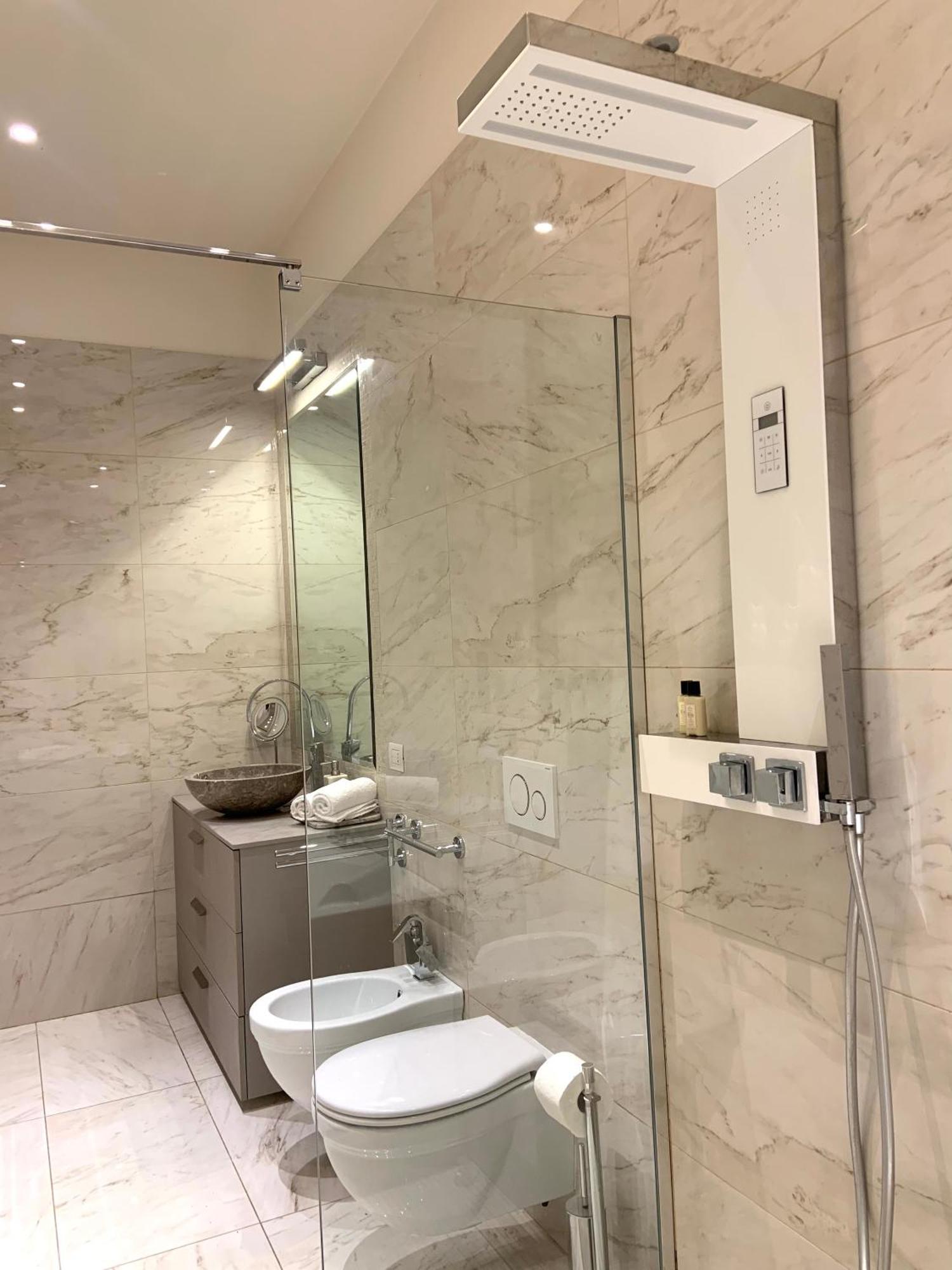 Bari Downtown Luxury Apartment Luaran gambar